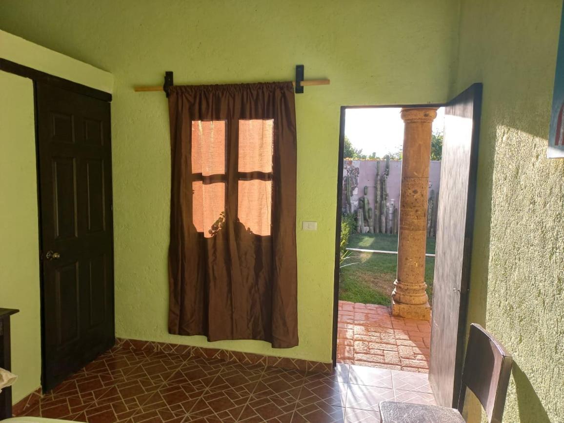 Bed and Breakfast Casa Loteria Альенде Экстерьер фото