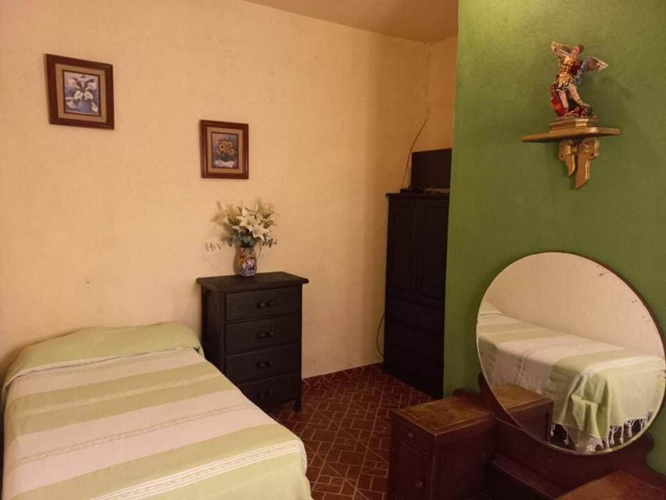 Bed and Breakfast Casa Loteria Альенде Экстерьер фото