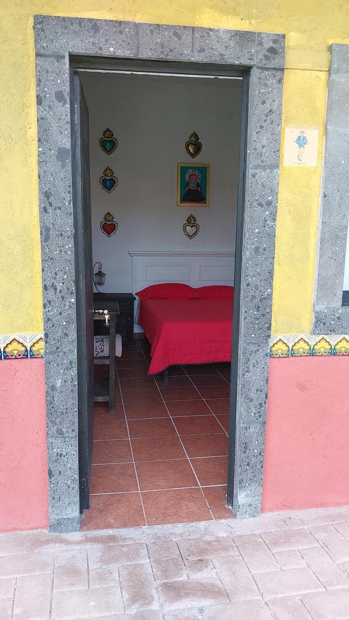 Bed and Breakfast Casa Loteria Альенде Экстерьер фото